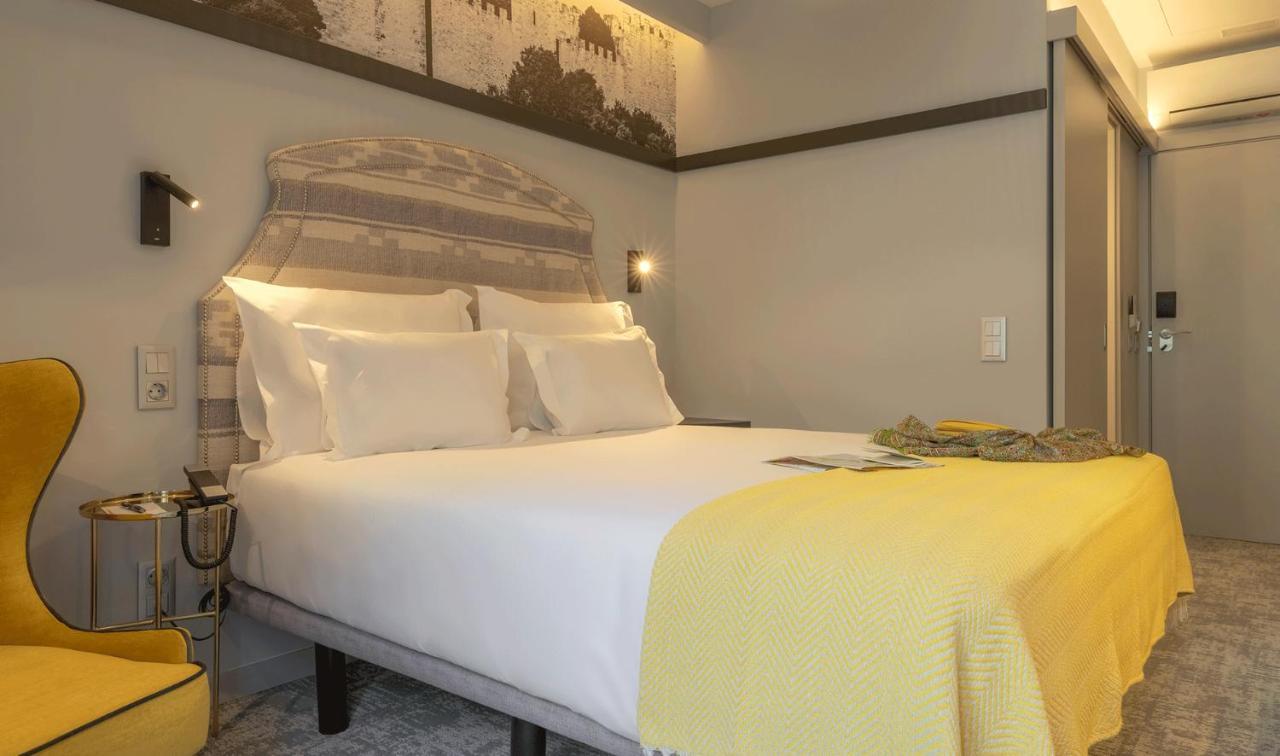 Alfama Hotel